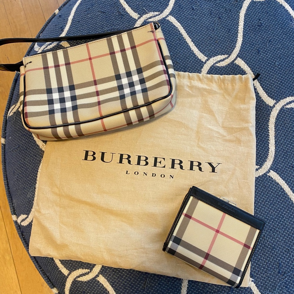 Vintage Burberry handbag and wallet